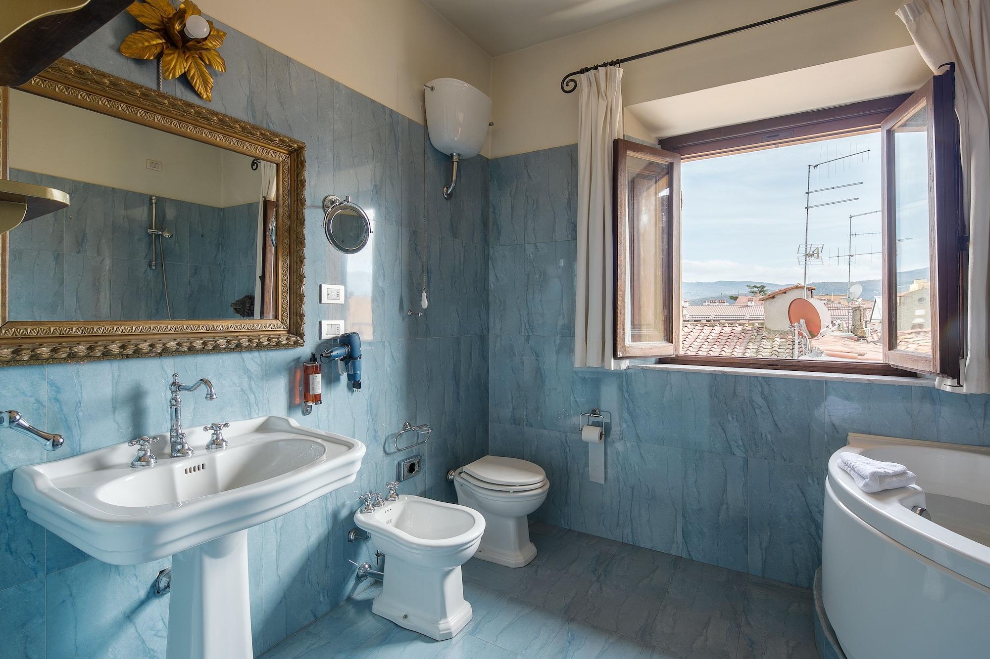 I Portici Hotel - Residenza D'Epoca Arezzo Bagian luar foto