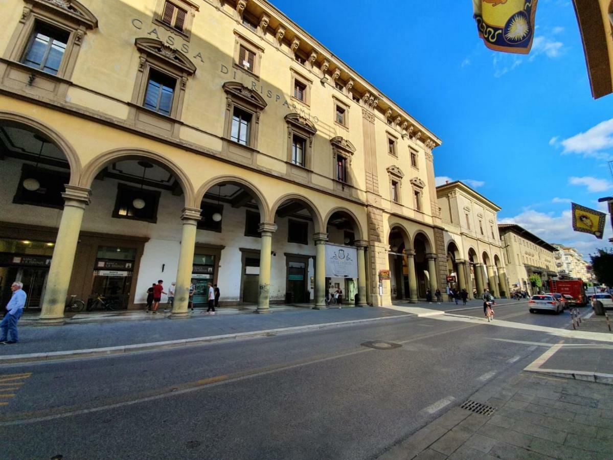 I Portici Hotel - Residenza D'Epoca Arezzo Bagian luar foto